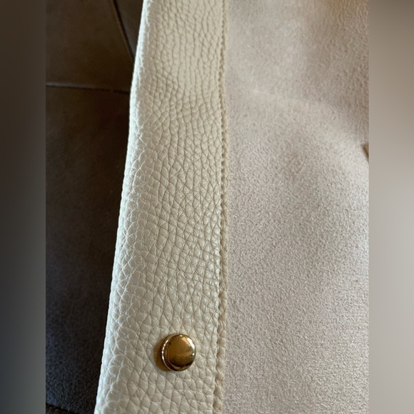 Ultra Beauty Beige Beauty Tote Bag - Picture 13 of 14